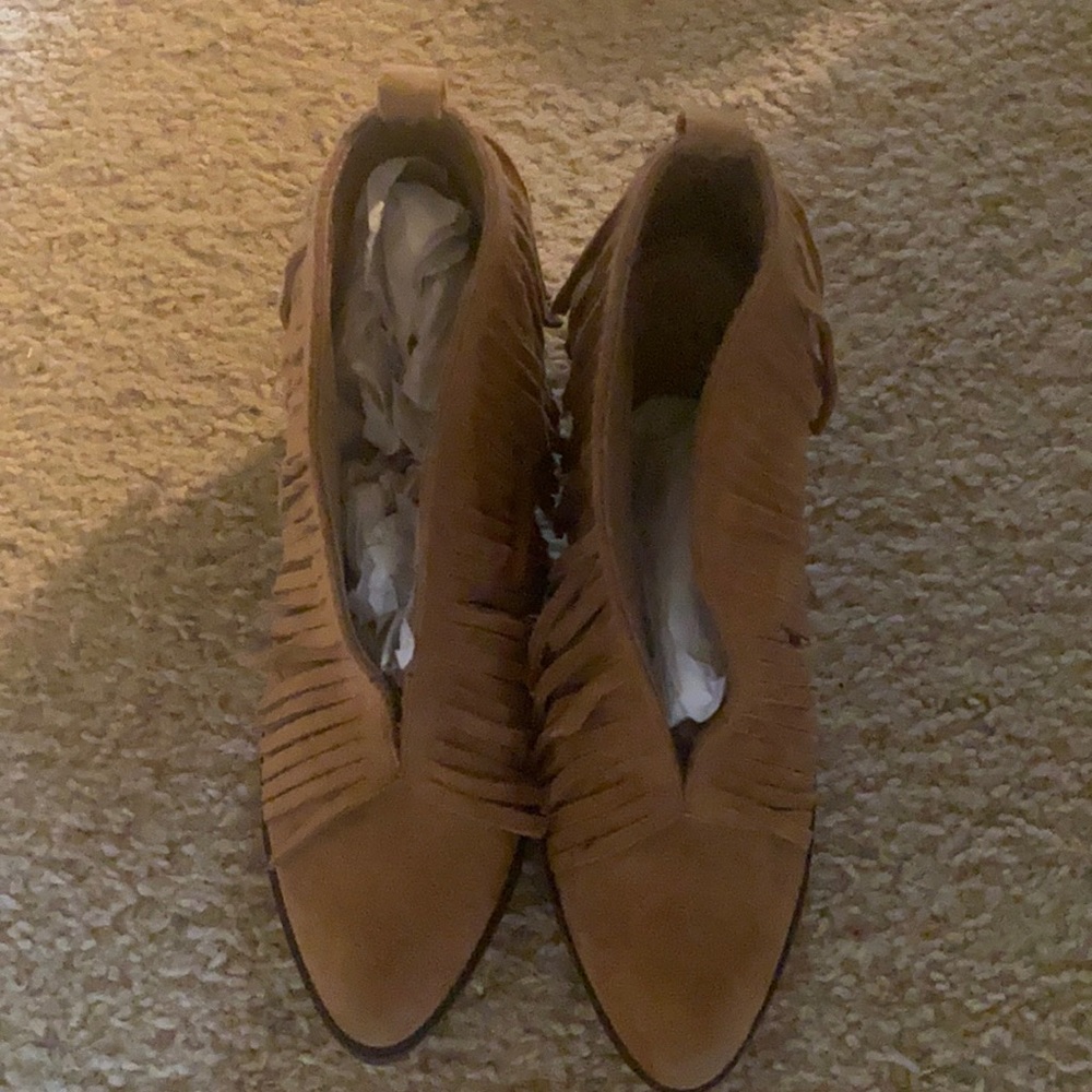 Brand new tan/ cognac fringe booties
